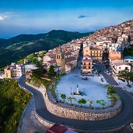 Antico Borgo Buonanotte 호텔 San Mauro Castelverde 외부 사진