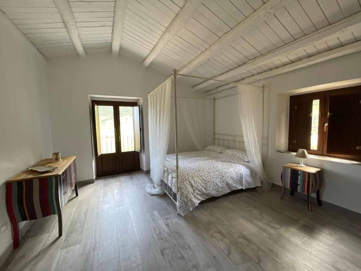 Antico Borgo Buonanotte 호텔 San Mauro Castelverde 외부 사진